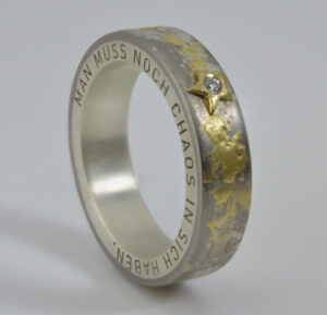 Ring-Nietzsche1Palladium-Silber-Gold-Brillant